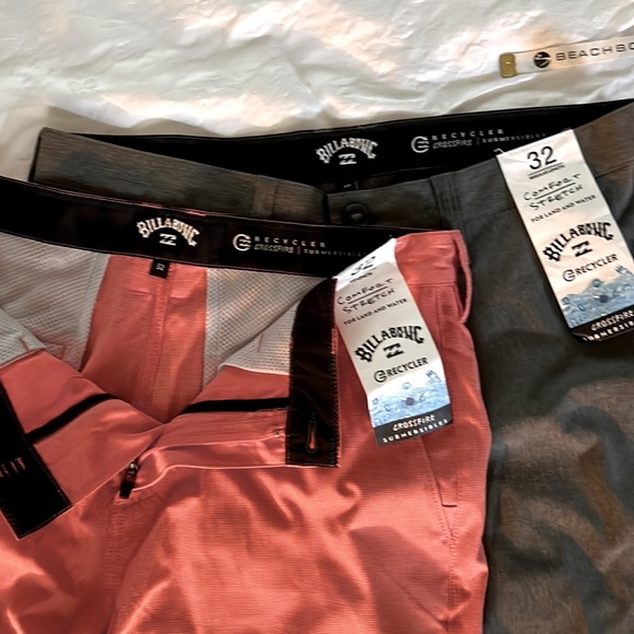 Billabong Crossfire Submersibles Mid Length-Sangria. Regular Length-Asphalt - Picture 2 of 8